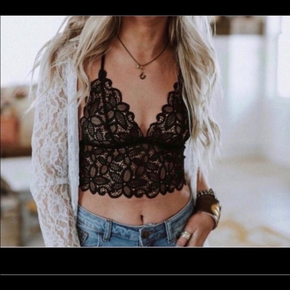 New Floral Lace Racerback Bralette in Black